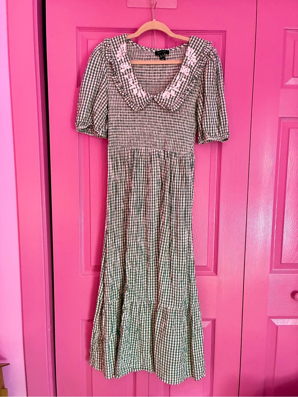 New Look Green Gingham Midi Dress with Embroidered Collar